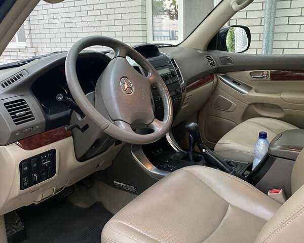 Черный Тойота Ленд Крузер Прадо, объемом двигателя 4 л и пробегом 316 тыс. км за 14900 $, фото 3 на Automoto.ua