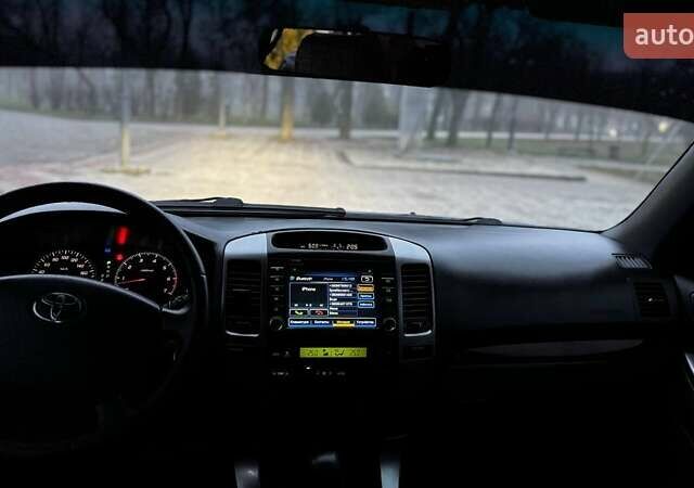 Черный Тойота Ленд Крузер Прадо, объемом двигателя 0 л и пробегом 221 тыс. км за 11999 $, фото 12 на Automoto.ua