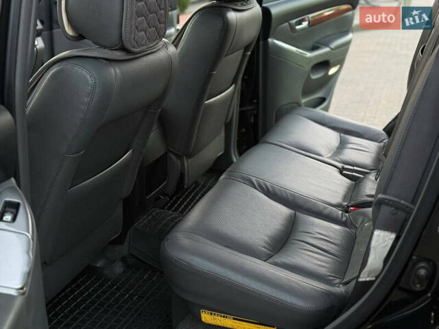 Черный Тойота Ленд Крузер Прадо, объемом двигателя 3.96 л и пробегом 213 тыс. км за 15999 $, фото 12 на Automoto.ua