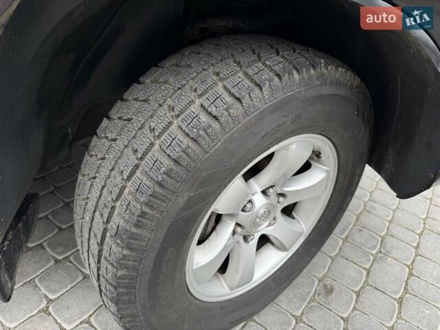 Черный Тойота Ленд Крузер Прадо, объемом двигателя 4 л и пробегом 205 тыс. км за 15999 $, фото 5 на Automoto.ua