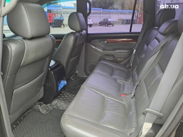 Черный Тойота Ленд Крузер Прадо, объемом двигателя 4 л и пробегом 331 тыс. км за 15280 $, фото 15 на Automoto.ua