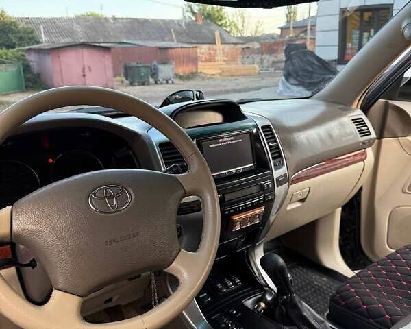 Черный Тойота Ленд Крузер Прадо, объемом двигателя 4 л и пробегом 336 тыс. км за 13000 $, фото 5 на Automoto.ua