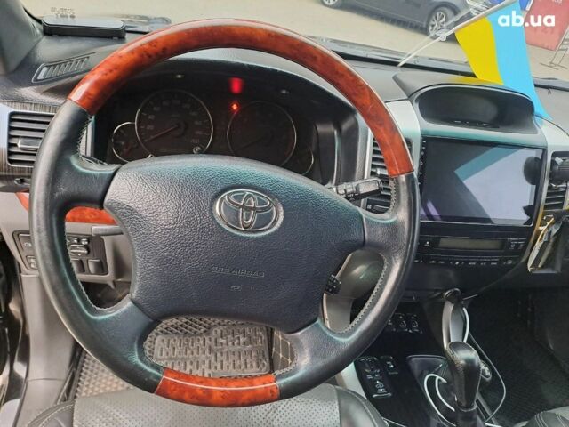 Черный Тойота Ленд Крузер Прадо, объемом двигателя 4 л и пробегом 331 тыс. км за 15280 $, фото 13 на Automoto.ua