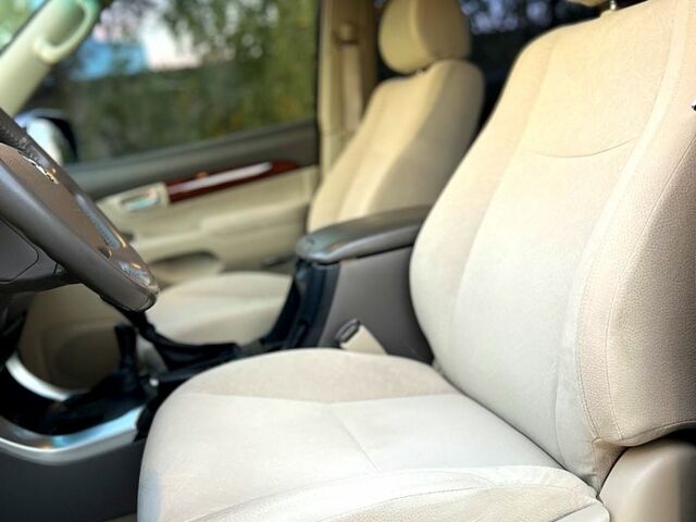 Черный Тойота Ленд Крузер Прадо, объемом двигателя 4 л и пробегом 116 тыс. км за 18500 $, фото 6 на Automoto.ua