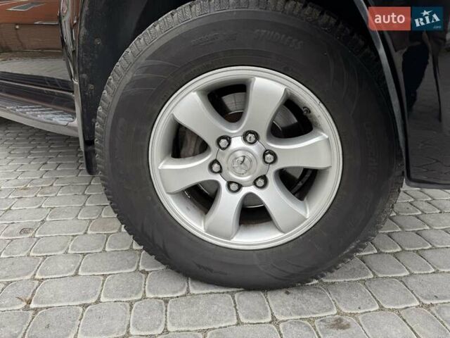 Черный Тойота Ленд Крузер Прадо, объемом двигателя 4 л и пробегом 205 тыс. км за 15999 $, фото 4 на Automoto.ua