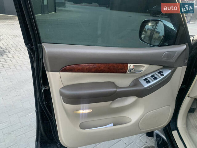 Черный Тойота Ленд Крузер Прадо, объемом двигателя 3.96 л и пробегом 260 тыс. км за 14500 $, фото 11 на Automoto.ua