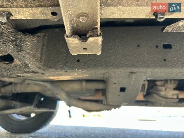 Черный Тойота Ленд Крузер Прадо, объемом двигателя 2.69 л и пробегом 260 тыс. км за 12500 $, фото 10 на Automoto.ua