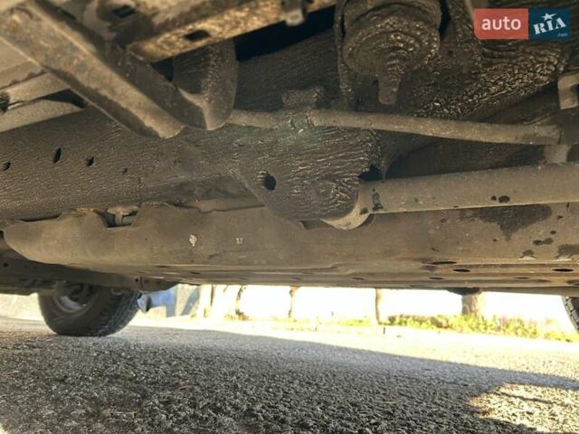 Черный Тойота Ленд Крузер Прадо, объемом двигателя 2.69 л и пробегом 260 тыс. км за 12500 $, фото 9 на Automoto.ua