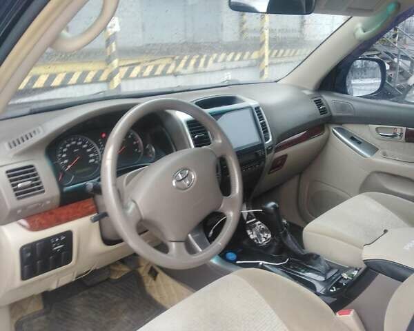 Черный Тойота Ленд Крузер Прадо, объемом двигателя 2.7 л и пробегом 310 тыс. км за 14200 $, фото 6 на Automoto.ua