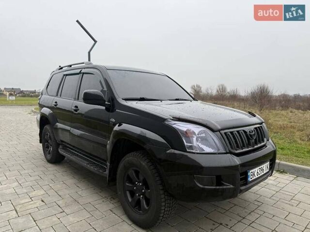 Черный Тойота Ленд Крузер Прадо, объемом двигателя 3 л и пробегом 390 тыс. км за 15000 $, фото 2 на Automoto.ua