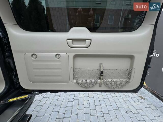 Черный Тойота Ленд Крузер Прадо, объемом двигателя 4 л и пробегом 205 тыс. км за 15999 $, фото 27 на Automoto.ua