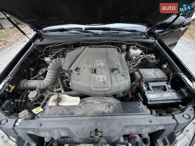 Черный Тойота Ленд Крузер Прадо, объемом двигателя 4 л и пробегом 205 тыс. км за 15999 $, фото 29 на Automoto.ua