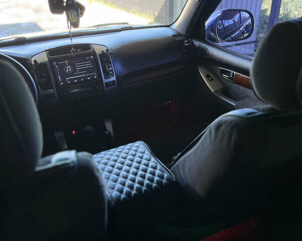 Черный Тойота Ленд Крузер Прадо, объемом двигателя 2.69 л и пробегом 267 тыс. км за 13999 $, фото 30 на Automoto.ua