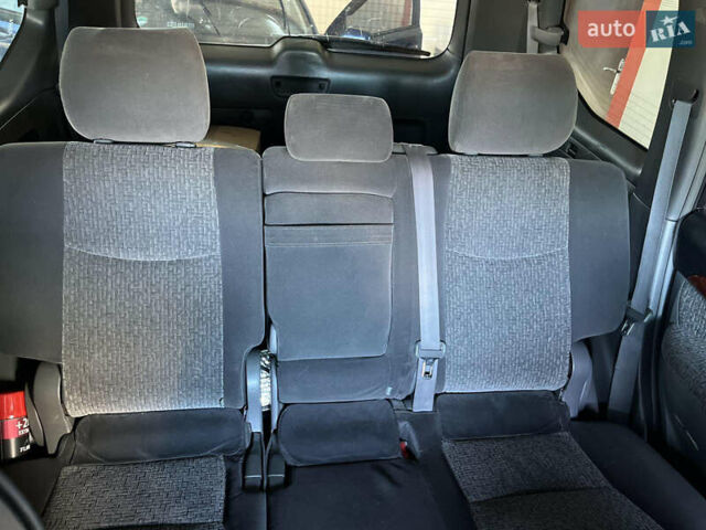 Черный Тойота Ленд Крузер Прадо, объемом двигателя 2.69 л и пробегом 267 тыс. км за 13999 $, фото 22 на Automoto.ua