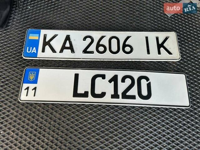 Черный Тойота Ленд Крузер Прадо, объемом двигателя 2.69 л и пробегом 260 тыс. км за 12500 $, фото 5 на Automoto.ua