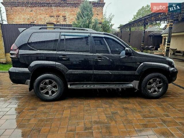Черный Тойота Ленд Крузер Прадо, объемом двигателя 4 л и пробегом 297 тыс. км за 15800 $, фото 3 на Automoto.ua