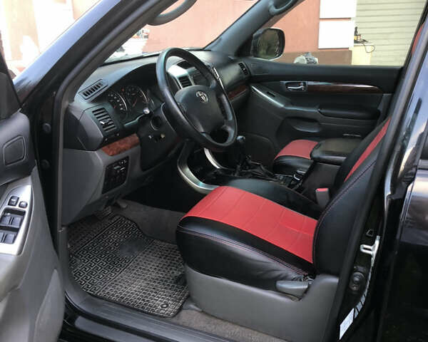 Тойота Ленд Крузер Прадо 2005 в Хмельницком на Automoto.ua Черный Тойота Ленд Крузер Прадо, объемом двигателя 2.7 л и пробегом 260 тыс. км за 13500 $, фото 11 на Automoto.ua