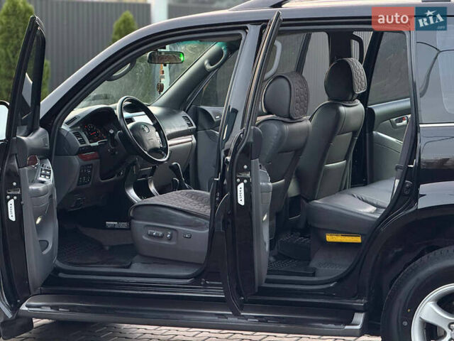 Черный Тойота Ленд Крузер Прадо, объемом двигателя 3.96 л и пробегом 213 тыс. км за 15999 $, фото 10 на Automoto.ua