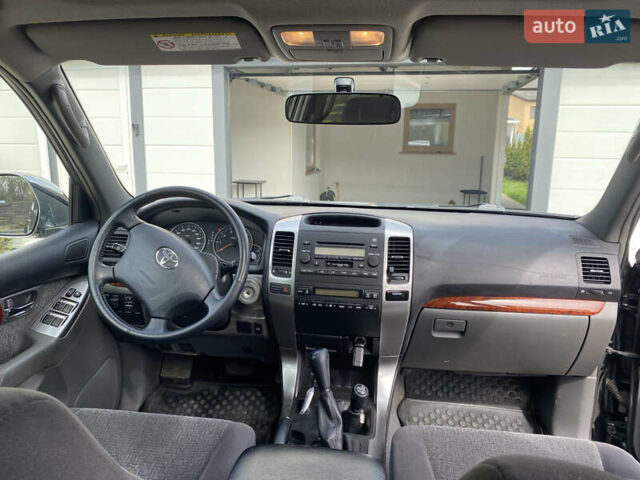 Чорний Тойота Ленд Крузер Прадо, об'ємом двигуна 2.7 л та пробігом 113 тис. км за 14300 $, фото 6 на Automoto.ua