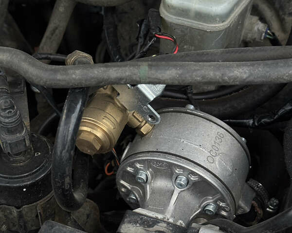 Черный Тойота Ленд Крузер Прадо, объемом двигателя 2.7 л и пробегом 255 тыс. км за 10500 $, фото 18 на Automoto.ua