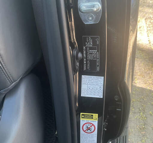 Черный Тойота Ленд Крузер Прадо, объемом двигателя 3.96 л и пробегом 270 тыс. км за 15500 $, фото 1 на Automoto.ua