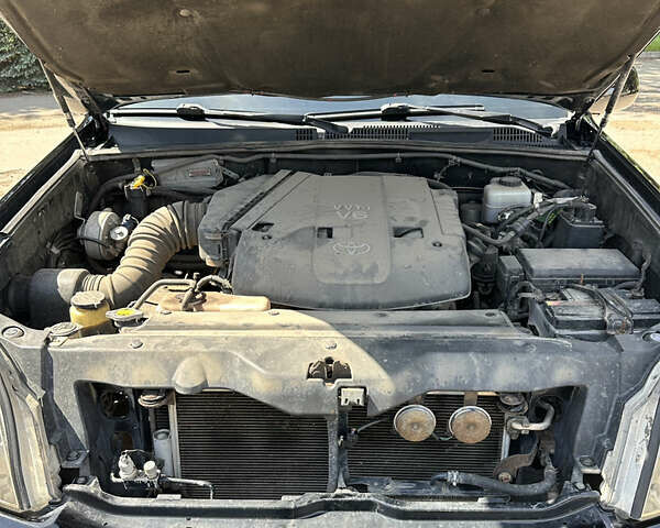 Черный Тойота Ленд Крузер Прадо, объемом двигателя 4 л и пробегом 296 тыс. км за 15900 $, фото 8 на Automoto.ua