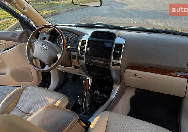 Черный Тойота Ленд Крузер Прадо, объемом двигателя 4 л и пробегом 270 тыс. км за 13500 $, фото 18 на Automoto.ua