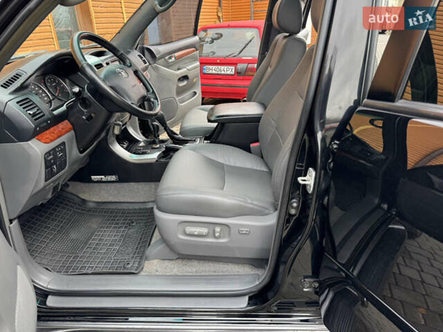 Черный Тойота Ленд Крузер Прадо, объемом двигателя 4 л и пробегом 233 тыс. км за 15700 $, фото 14 на Automoto.ua