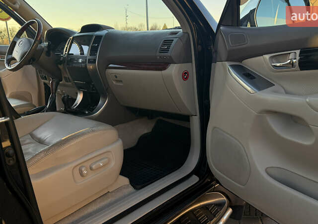 Черный Тойота Ленд Крузер Прадо, объемом двигателя 4 л и пробегом 270 тыс. км за 13500 $, фото 19 на Automoto.ua