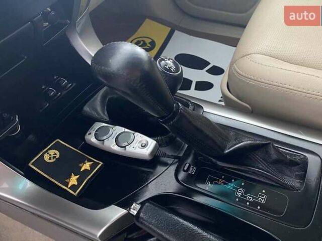 Черный Тойота Ленд Крузер Прадо, объемом двигателя 4 л и пробегом 395 тыс. км за 15300 $, фото 12 на Automoto.ua