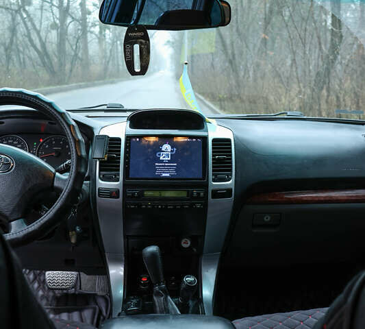 Чорний Тойота Ленд Крузер Прадо, об'ємом двигуна 4 л та пробігом 235 тис. км за 15000 $, фото 11 на Automoto.ua