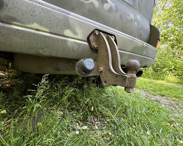 Черный Тойота Ленд Крузер Прадо, объемом двигателя 4 л и пробегом 260 тыс. км за 14000 $, фото 10 на Automoto.ua