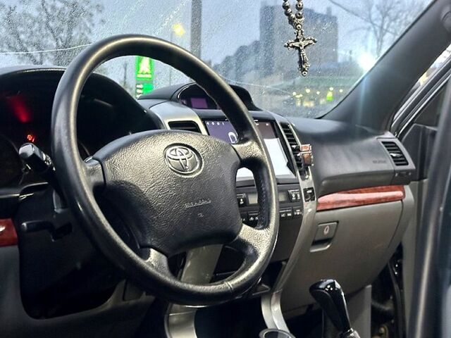 Черный Тойота Ленд Крузер Прадо, объемом двигателя 4 л и пробегом 350 тыс. км за 14999 $, фото 8 на Automoto.ua