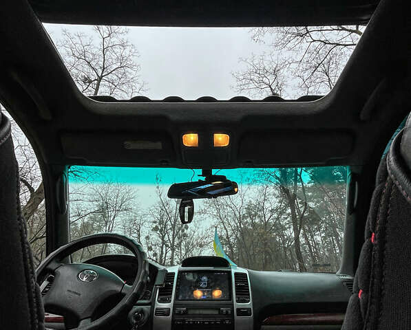 Чорний Тойота Ленд Крузер Прадо, об'ємом двигуна 4 л та пробігом 235 тис. км за 15000 $, фото 12 на Automoto.ua