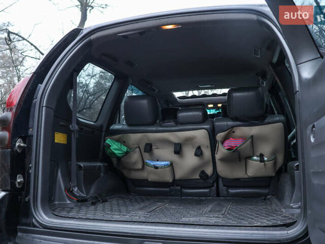 Чорний Тойота Ленд Крузер Прадо, об'ємом двигуна 4 л та пробігом 235 тис. км за 15000 $, фото 7 на Automoto.ua