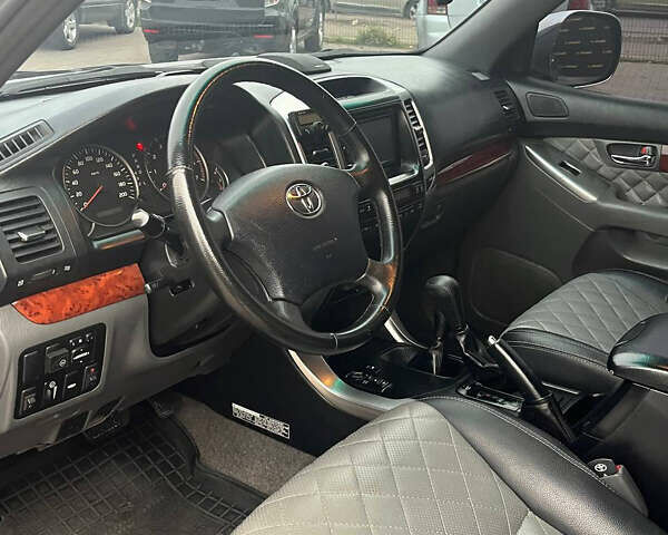 Чорний Тойота Ленд Крузер Прадо, об'ємом двигуна 4 л та пробігом 258 тис. км за 13999 $, фото 7 на Automoto.ua