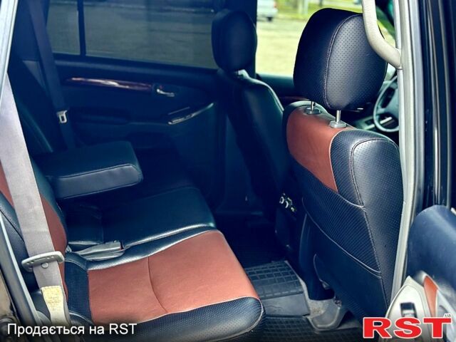 Черный Тойота Ленд Крузер Прадо, объемом двигателя 2.7 л и пробегом 224 тыс. км за 13200 $, фото 10 на Automoto.ua