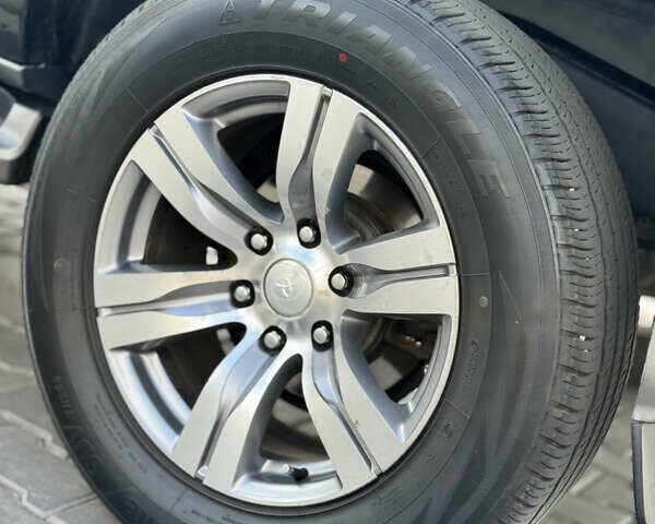 Черный Тойота Ленд Крузер Прадо, объемом двигателя 3.96 л и пробегом 347 тыс. км за 18800 $, фото 19 на Automoto.ua