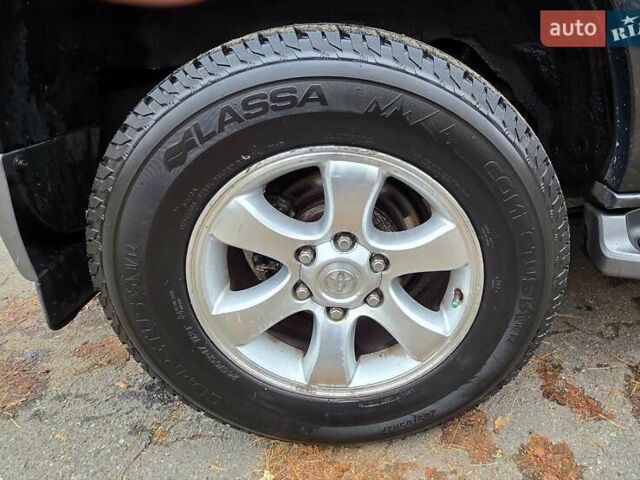 Черный Тойота Ленд Крузер Прадо, объемом двигателя 2.69 л и пробегом 227 тыс. км за 12600 $, фото 13 на Automoto.ua