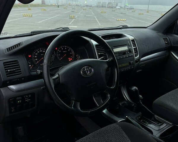 Черный Тойота Ленд Крузер Прадо, объемом двигателя 2.7 л и пробегом 255 тыс. км за 10500 $, фото 9 на Automoto.ua