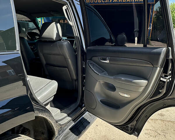 Черный Тойота Ленд Крузер Прадо, объемом двигателя 4 л и пробегом 296 тыс. км за 15900 $, фото 19 на Automoto.ua