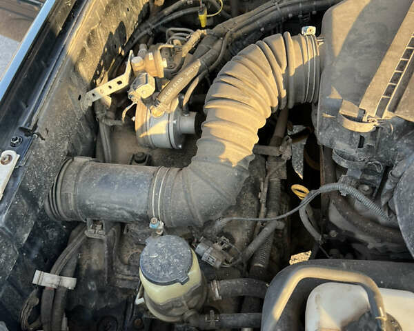 Черный Тойота Ленд Крузер Прадо, объемом двигателя 4 л и пробегом 187 тыс. км за 12998 $, фото 21 на Automoto.ua