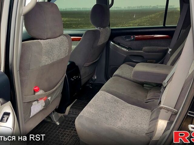 Черный Тойота Ленд Крузер Прадо, объемом двигателя 2.7 л и пробегом 200 тыс. км за 13500 $, фото 11 на Automoto.ua