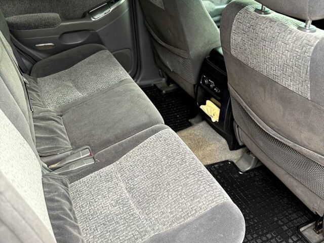 Черный Тойота Ленд Крузер Прадо, объемом двигателя 2.7 л и пробегом 188 тыс. км за 12000 $, фото 5 на Automoto.ua