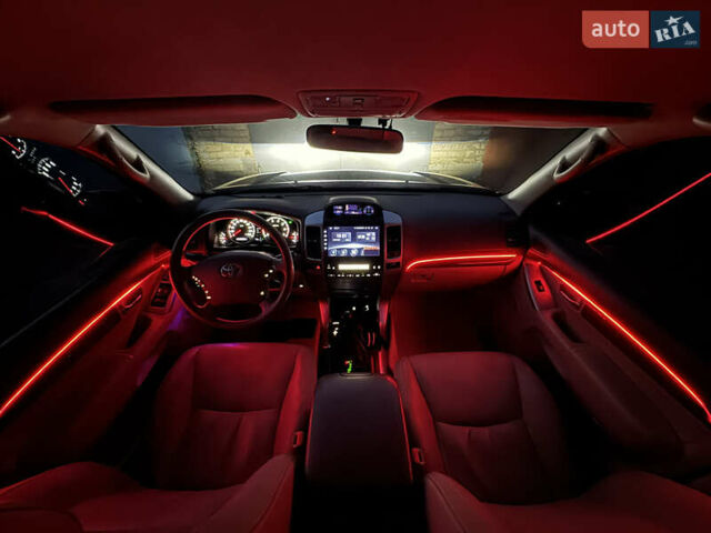 Черный Тойота Ленд Крузер Прадо, объемом двигателя 3.96 л и пробегом 347 тыс. км за 18800 $, фото 22 на Automoto.ua