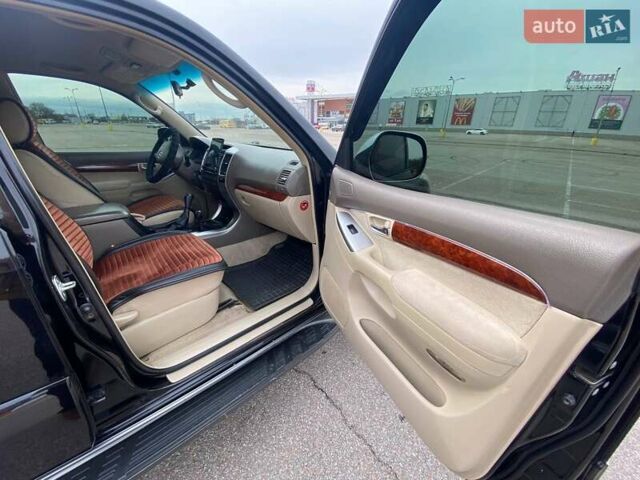 Чорний Тойота Ленд Крузер Прадо, об'ємом двигуна 4 л та пробігом 320 тис. км за 14500 $, фото 18 на Automoto.ua