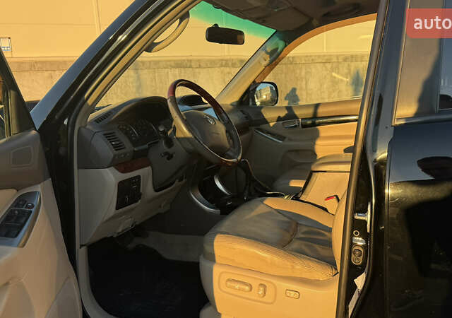 Черный Тойота Ленд Крузер Прадо, объемом двигателя 4 л и пробегом 270 тыс. км за 13500 $, фото 2 на Automoto.ua