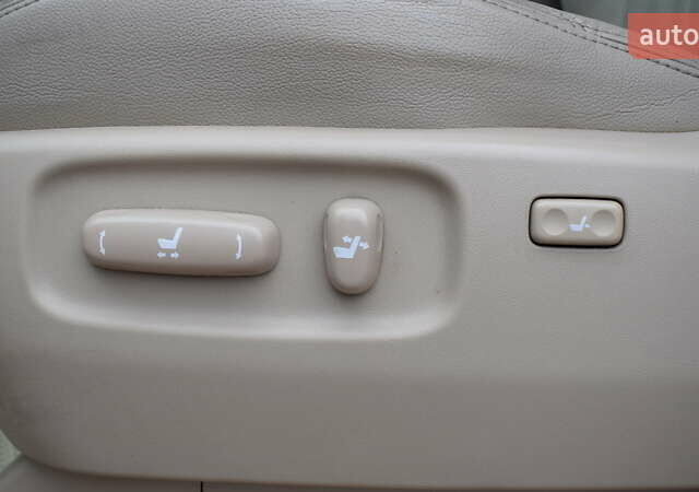 Черный Тойота Ленд Крузер Прадо, объемом двигателя 4 л и пробегом 231 тыс. км за 13900 $, фото 18 на Automoto.ua