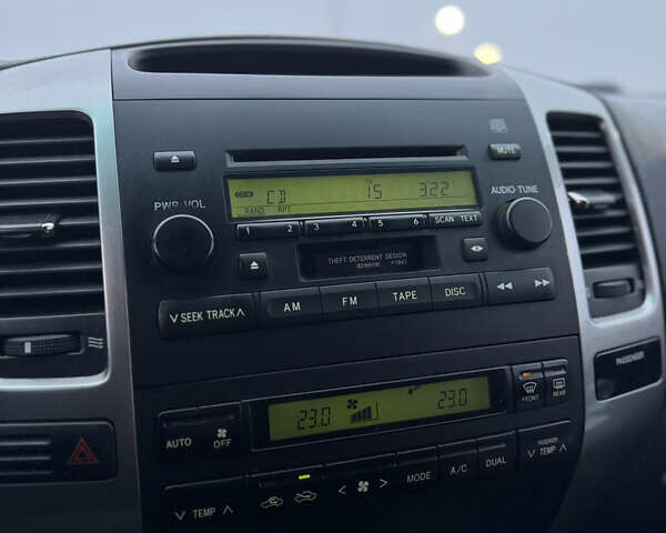 Черный Тойота Ленд Крузер Прадо, объемом двигателя 2.7 л и пробегом 255 тыс. км за 10500 $, фото 12 на Automoto.ua