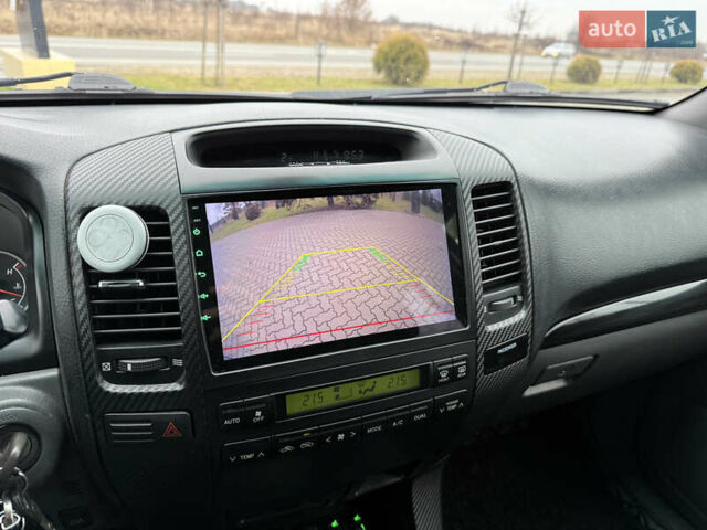 Черный Тойота Ленд Крузер Прадо, объемом двигателя 4 л и пробегом 327 тыс. км за 13800 $, фото 23 на Automoto.ua